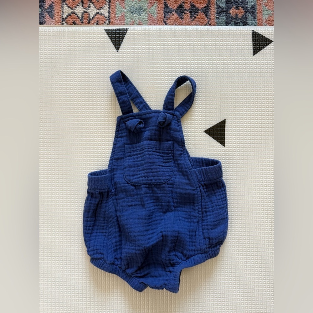 Cat & Jack|Navy Blue baby girl gauze muslin bubble romper,overall strap•••6-9M